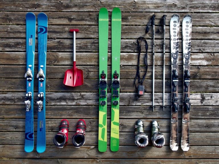 RANGEZ VOS SKIS DANS VOTRE BOX - LocalPlus