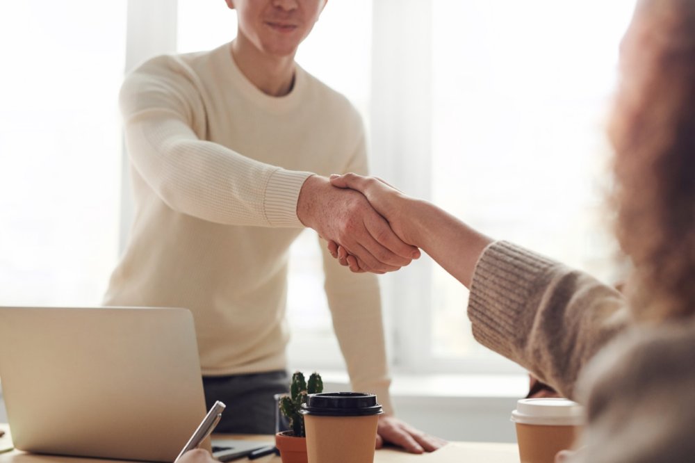 LOCALPLUS RECRUTE